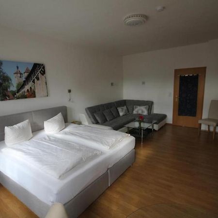 Gaestehaus Edith โรเทนบวร์ก อ็อบ แดร์เทาเบอร์ ภายนอก รูปภาพ