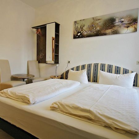 Gaestehaus Edith โรเทนบวร์ก อ็อบ แดร์เทาเบอร์ ภายนอก รูปภาพ