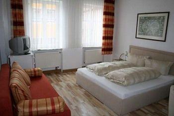 Gaestehaus Edith โรเทนบวร์ก อ็อบ แดร์เทาเบอร์ ภายนอก รูปภาพ