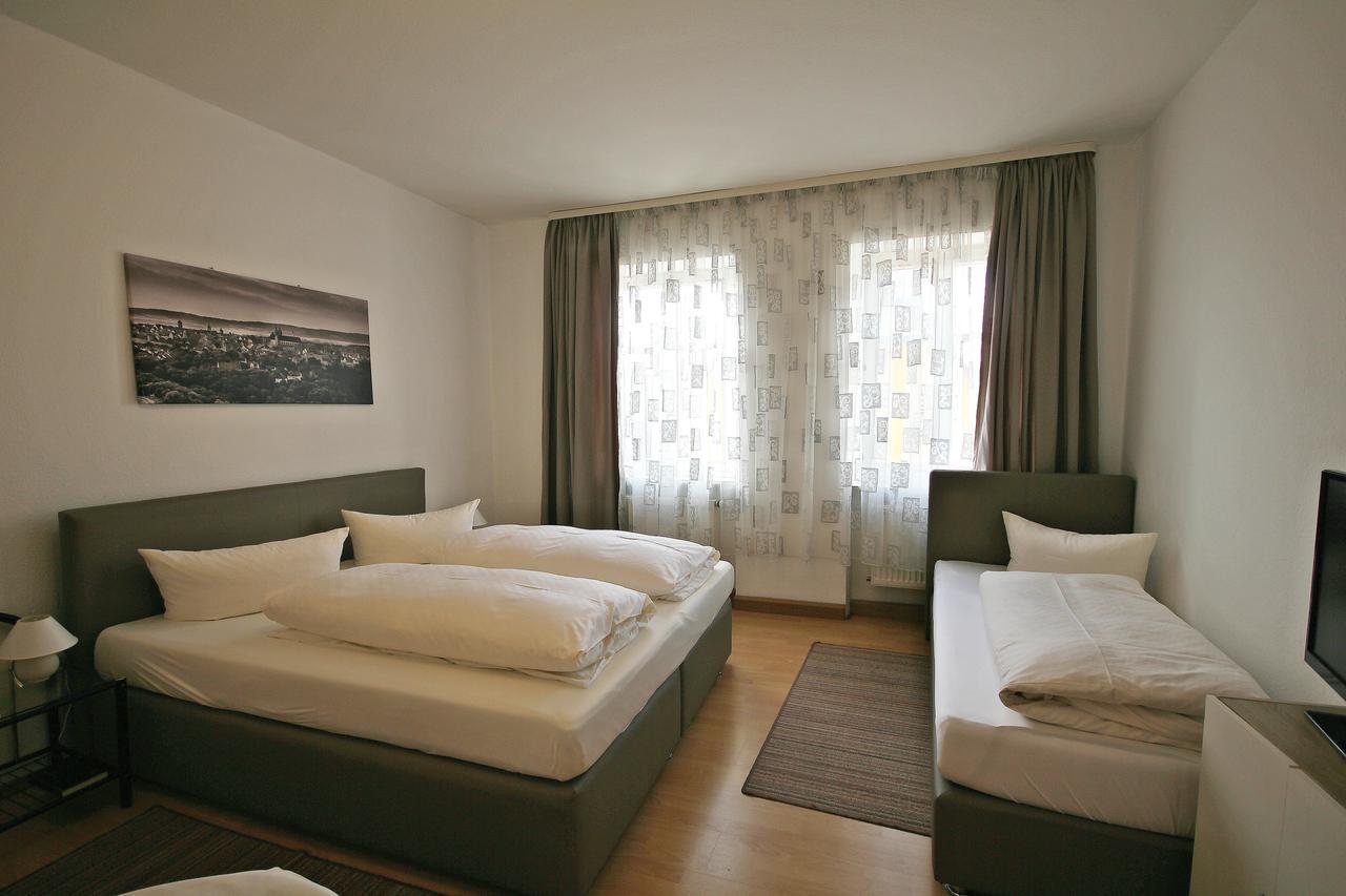 Gaestehaus Edith โรเทนบวร์ก อ็อบ แดร์เทาเบอร์ ภายนอก รูปภาพ